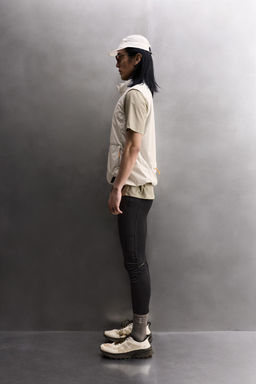 CHALECO T?CNICO COMBINADO ACOLCHADO / Gris perla - Zara фото 4