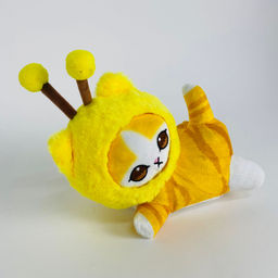 Мягкая игрушка Котенок в шапке пчелки 25 см - Storyland фото 3