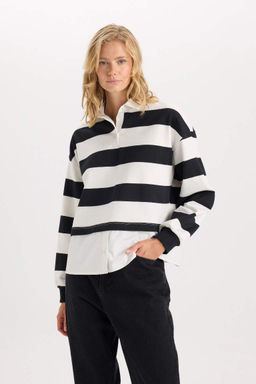 Женский свободный крой с воротником-поло в полоску с толстым краем и детальной отделкой из ткани