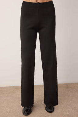 Lacivert V Yaka Dugme Detayl? H?rka-Pantolon Triko Alt - Ust Tak?m TWOAW26AU00045 - Trendyolmilla фото 7