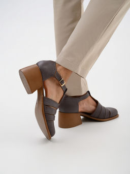 Босоножки 5036.23663bе.Вакса коричневый