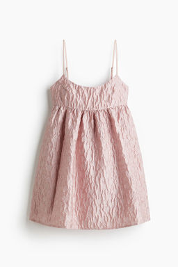 Vestido en tejido jacquard con tirantes espagueti