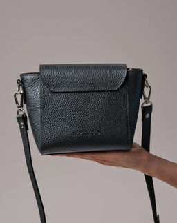 Сумка кожаная через плечо Azaro 3520 черный металлик