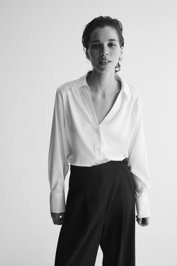 Blusa con escote de pico - H&m фото 3