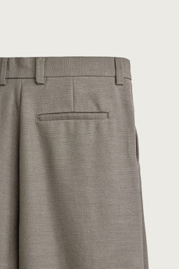 PANTAL?N RELAXED FIT ESTRUCTURA PLIEGUES / Verde gris - Zara фото 9