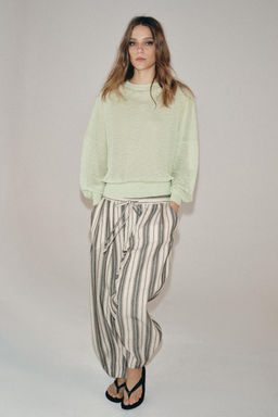 JERSEY PUNTO EXTRAFINO CON LANA / Verde pastel