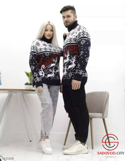 Свитер новогодний с принтом