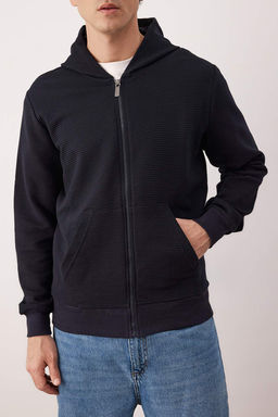Siyah Regular/Normal Kesim Fermuarl? Kapusonlu Dokulu Sweatshirt TMNAW26SW00067 - Trendyolmilla фото 27