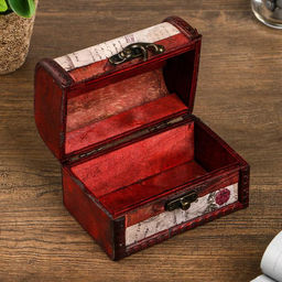 Шкатулка для украшений «Сундучок. Письма из далека», дерево, 12×9×8.5 см