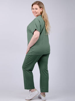 Костюм "Альмерия", зелёный (М)