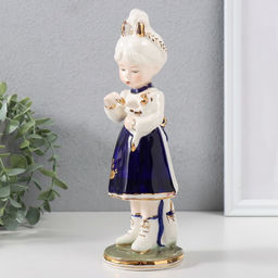 Фигурка керамика «Девочка играет котёнком», кобальт, 7.3×7.3×22.5 см
