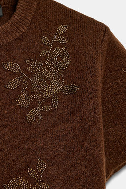 SHORT SLEEVE BEADED JUMPER