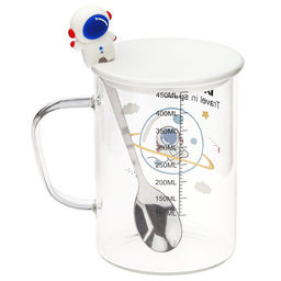 Кружка стеклянная Путешествие в космос 450мл, д8см h11см, д/основания 7,4см, тонкостенное стекло, деколь в ассортименте, фарфоровая крышка, ложка нерж. с декором 15см, с мерной шкалой, в подарочной коробке (Китай) - Домашняя мода фото 11