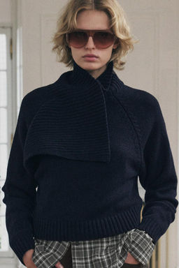KNIT SWEATER WITH SCARF - Zara фото 2