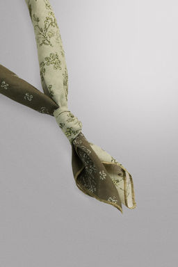 BANDANA PATCHWORK RAMIO - ALGOD?N / Verde - Zara фото 5