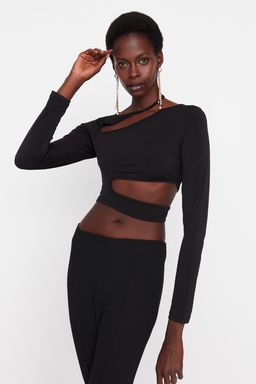 Trendyolmilla Siyah Cut Out/Pencere Detayl? Orme Bluz TPRAW23BZ00031  фото 4