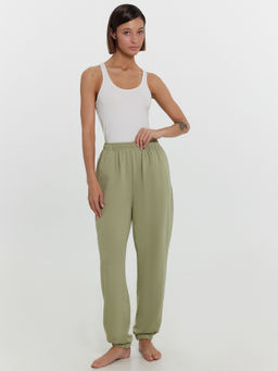 Брюки женские в зеленом оттенке зеленый чай 532384