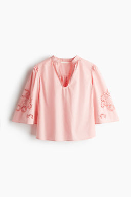 Blusa con bordado ingl?s