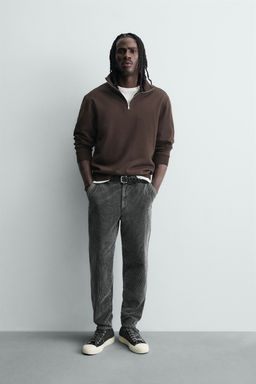 PANTAL?N CARROT FIT PANA / Gris oscuro