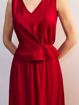 Блуза из вискозы с треугольным вырезом ZR2605012009-77 / Zarina