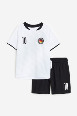 Conjunto de f?tbol con estampado