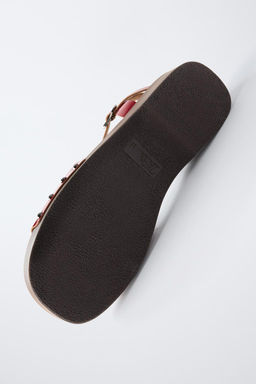 FAUX-PATENT CLOGS - Zara фото 6