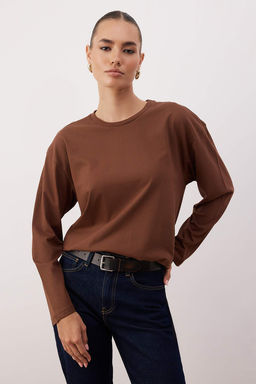 TRENDYOLMILLA Siyah-Beyaz 2li Paket %100 Suprem Oversize/Genis Kesim Orme T-Shirt TWOAW25TS00004  фото 23