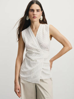 Блуза на запах из вискозы и льна / Zarina