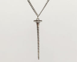 Кулон на цепочке "Финти"