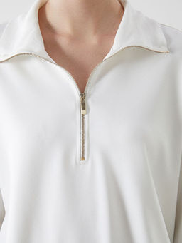 Dik Yaka Oversize Kad?n Sweatshirt