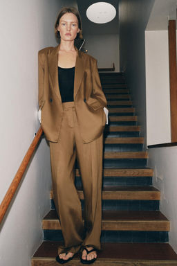 PANTAL?N RECTO CON LINO / Caramelo