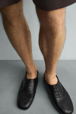 ZAPATO PIEL / Negro