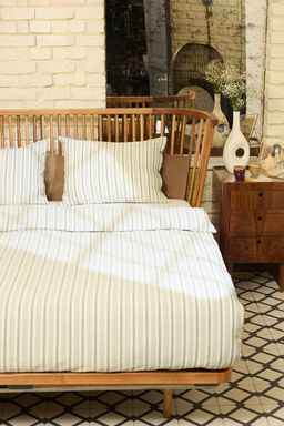 Trendyolmilla Home Cift Kisilik Ipligi Boyal? Lastiksiz Carsafl? Nevresim Tak?m? 200x220cm TPHSS25CKN00002