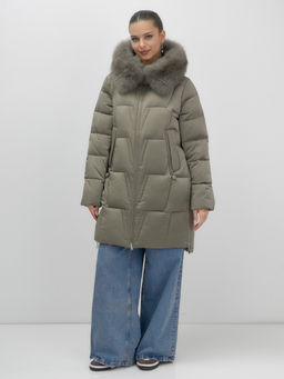 Пальто зимнее утепленное с мехом и капюшоном тренд коричневого цвета 7630K - Visdeer фото 12