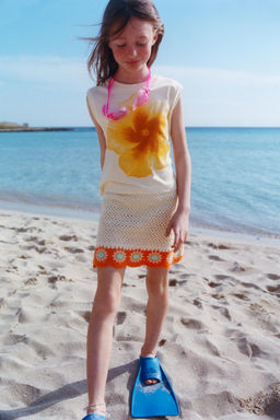 FLORAL PRINT VEST TOP