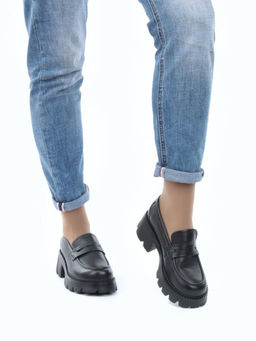 03-5938 BLACK Лоферы женские (натуральная кожа)