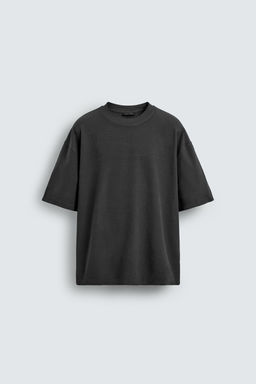 CAMISETA BOXY FIT B?SICA / Antracita oscuro