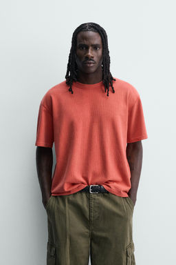 CAMISETA LAVADA ESTRUCTURA WAFFLE / Rojo