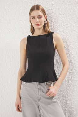 Trendyolmilla Siyah Fiyonk Detayl? Fitted Ask?l? Peplum Dokuma Bluz TWOSS25BZ00494