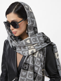 в составе ШЕРСТЬ и КАШЕМИР  Большой, мягкий, теплый двусторонний палантин с принтом.