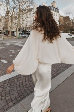 CUERPO PUNTO MANGA VOLUMEN / Crudo medio - Zara фото 3