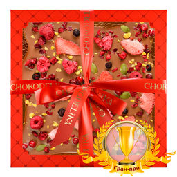 Шоколад молочный с украшением Райские мечты 150 гр