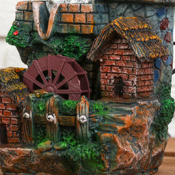 Фонтан настольный «Дом с соломенной крышей», 13×17 см, с подсветкой