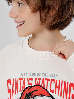 Свитшот для мальчиков молочный с надписью Santas watching - Mark formelle фото 4