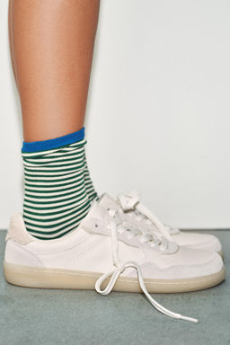 CALCETINES JACQUARD RAYAS / Verde