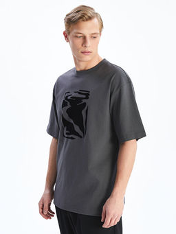 Bisiklet Yaka Bask?l? Penye Erkek Ti??rt