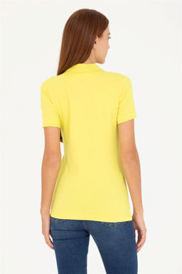 Женская неоново-желтая базовая футболка с воротником-поло Неожиданная скидка в корзине - U.s. polo assn фото 5