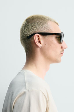 GAFAS DE SOL OVALADAS / Marr?n claro - Zara фото 2