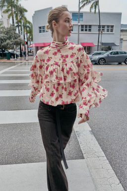 PRINTED RUFFLED BLOUSE - Zara фото 8