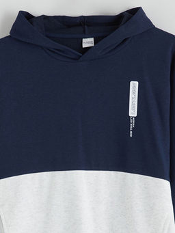 Kap??onlu Erkek ?ocuk Sweatshirt
